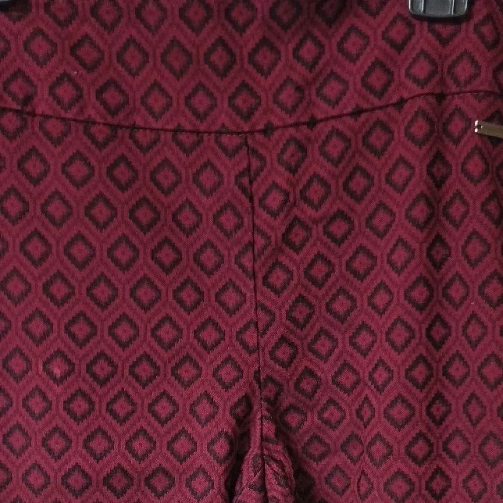 Roz & Ali Burgundy Skinny Pants